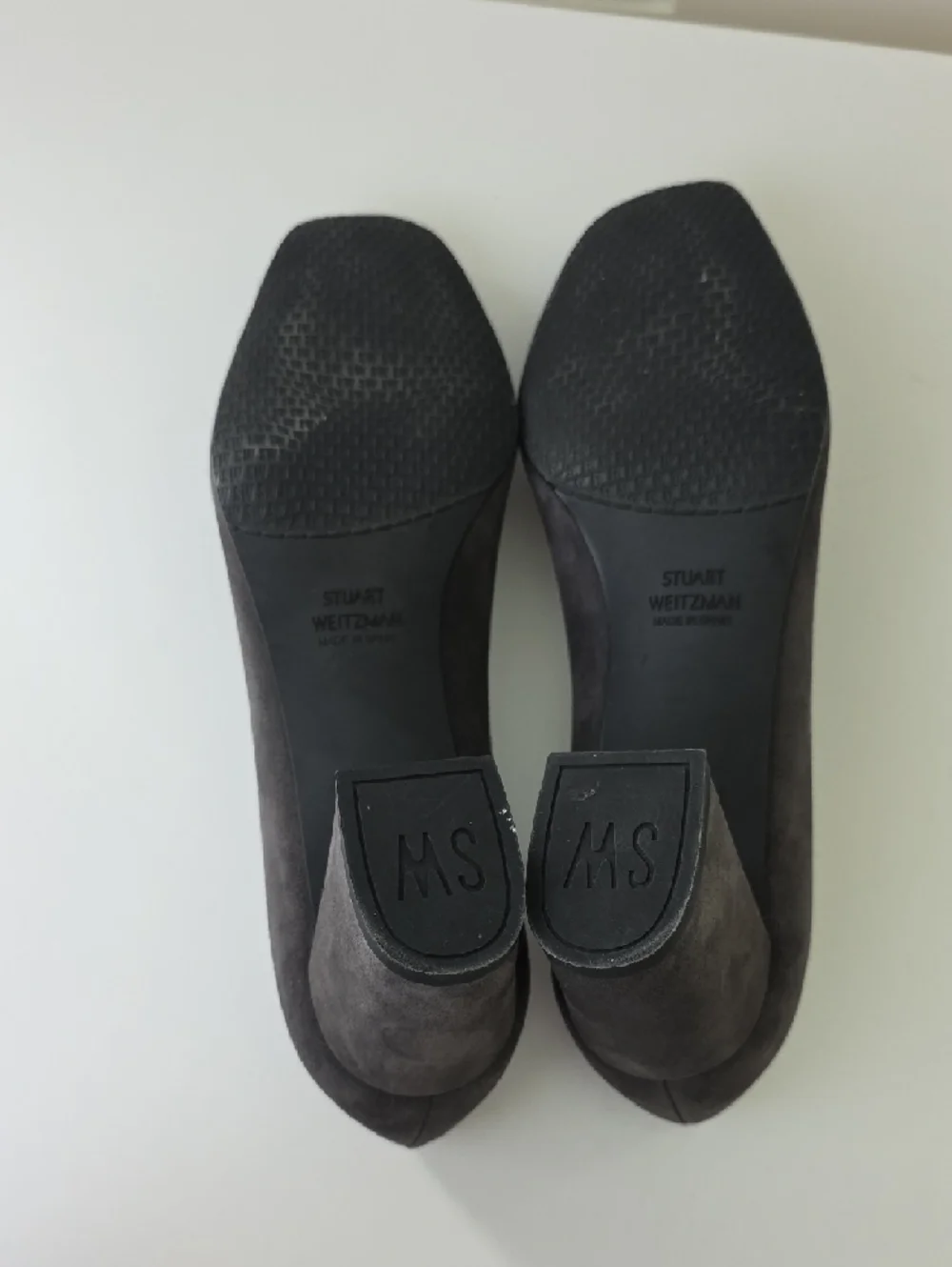 Stuart Weitzman Charcoal Suede Block Heel Pumps.  Size 9